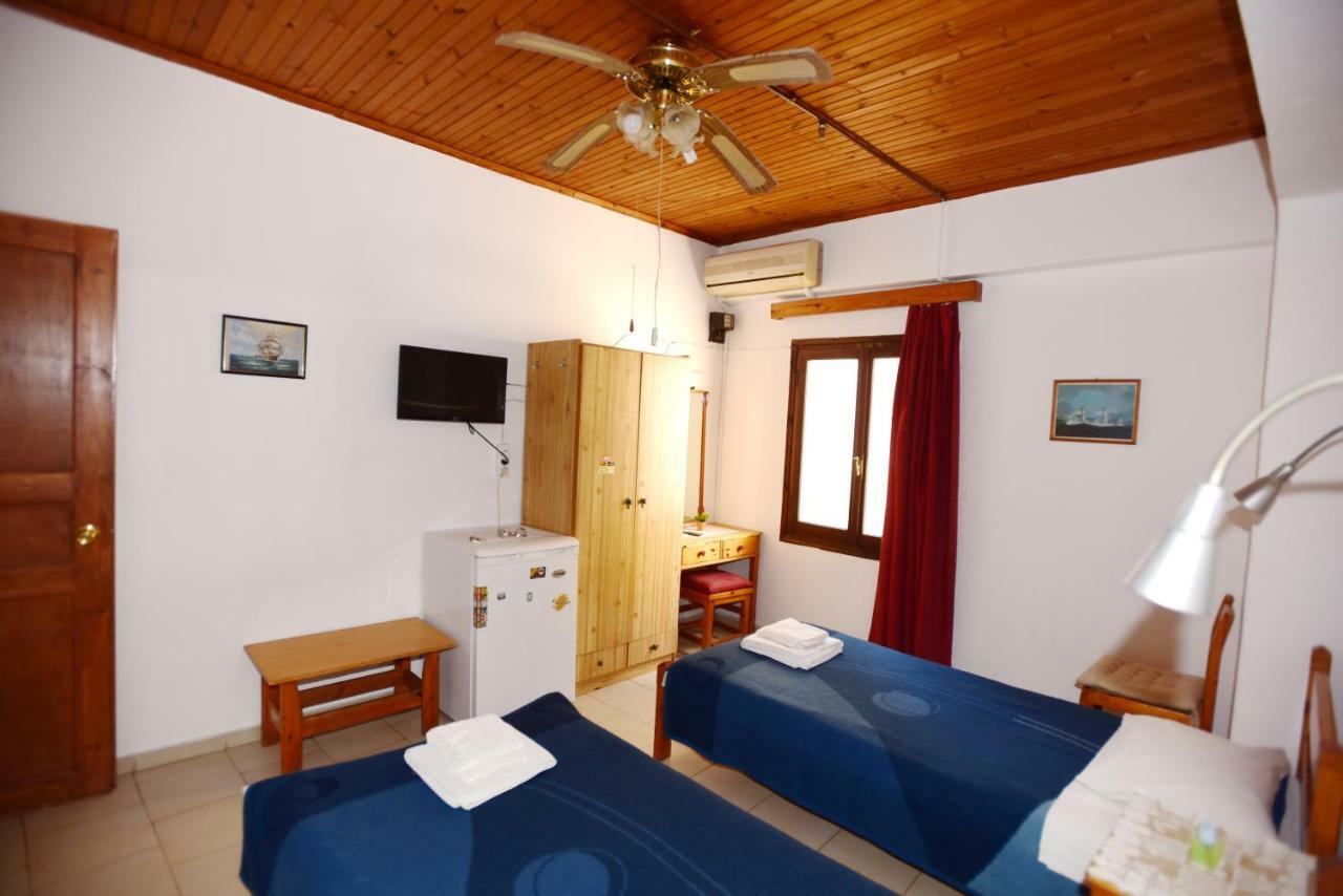 Stelios Rooms To Rent 干尼亞 外观 照片